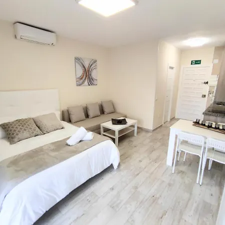 Benal 905 En Primera Linea De Playa / Beachfront Apartment